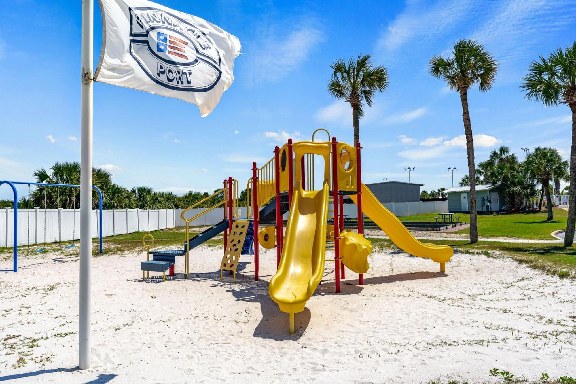 Stunning In Pinnacle Port, Panama Aparthotel Panama City Beach